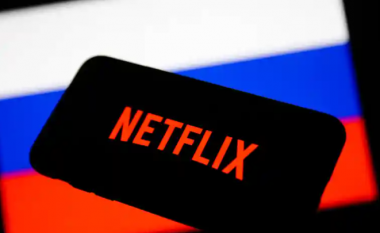 Netflix pezullon shërbimin në Rusi për shkak të konfliktit me Ukrainën