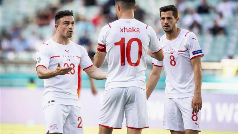 Zvicra publikon listën e futbollistëve të ftuar për ndeshjen ndaj Kosovës, në të janë edhe tre futbollistë shqiptarë