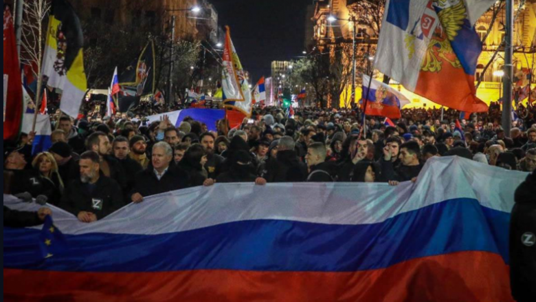 Peci: Prapa tubimit të përkrahjes së Putinit në Beograd qëndron Vuçiqi