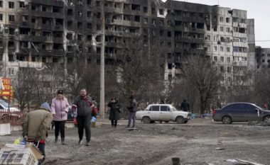 'Çdo shtëpi u bë një cak': Banorët e Mariupolit përshkruajnë betejat ‘rrugë më rrugë dhe bombardimet e vazhdueshme’