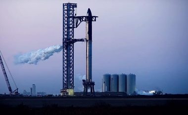 SpaceX testoi për herë të parë raketën Starship