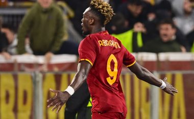 Notat e lojtarëve: Roma 1-1 Vitesse, Abraham më i vlerësuari – Domgjoni me paraqitje të mirë