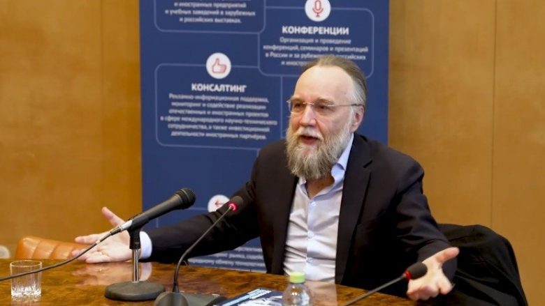 Filozofi ekstremist rus Aleksandar Dugin çmon lartë qëndrimin e Serbisë lidhur me Rusinë