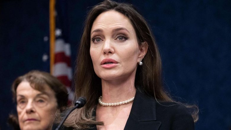 Angelina Jolie shkon në Jemen për të ndihmuar refugjatët, krahason krizën atje me atë në Ukrainë