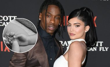 Kylie Jenner dhe Travis Scott ndryshojnë emrin e djalit, ai nuk quhet më Wolf