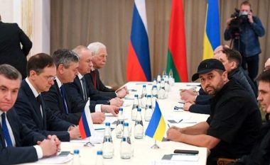 Negociatori ukrainas: Jemi të hapur ndaj një modeli ku nuk i bashkohemi NATO-s