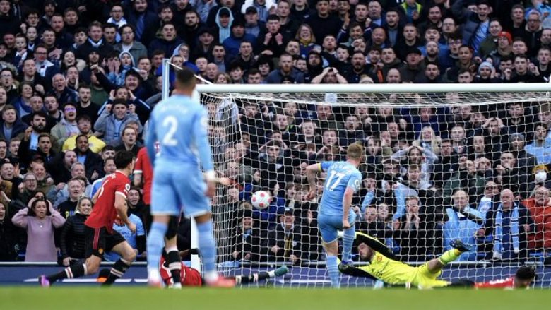 Një paraqitje spektakolare e De Bruyne, ia fiton Cityt tre pikë në derbin me Unitedin