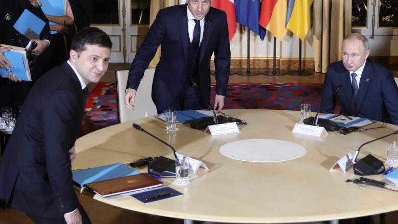 Bisedimet në Stamboll, tani ka një gjasë që të takohen Putin e Zelensky