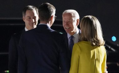 Joe Biden arrin në Bruksel – presidenti amerikan do të marr pjesë në samitin e NATO-s dhe G7