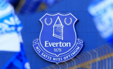 Evertoni rrezikon t'i reduktohen pikët, ka shkelur rregullat bazë të financave