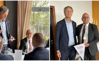 Para ndeshjes miqësore: Presidenti i Federatës Zvicerane shtron drekë për ekspeditën e Kosovës