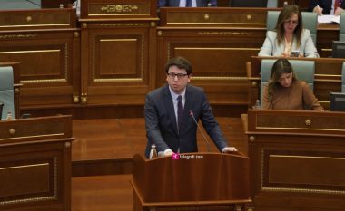 Projektbuxheti për vitin 2023 – përplasjet e deputetëve të opozitës me ministrin Murati