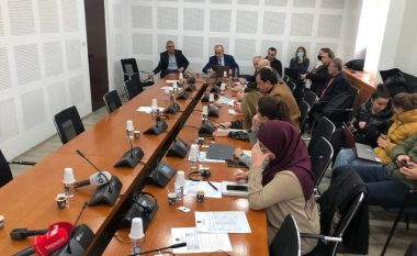 U vonua për raportim në Komisionin për Shëndetësi, opozita e kritikon ministrin Latifi për mungesë të përgjegjësisë