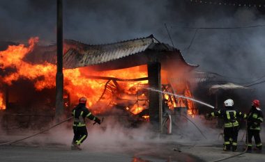 Të paktën tre të vrarë nga bombardimet ruse në qytetet lindore të Ukrainës