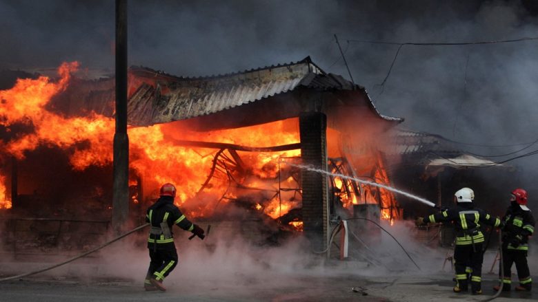 Të paktën tre të vrarë nga bombardimet ruse në qytetet lindore të Ukrainës