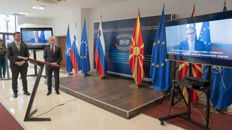 Maqedonia e Veriut shënon tridhjetë vjetorin e marrëdhënieve diplomatike me Slloveninë