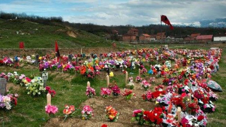 Sot rivarrosen mbetjet mortore të shtatë personave të zhdukur, viktima të masakrës së Krushës