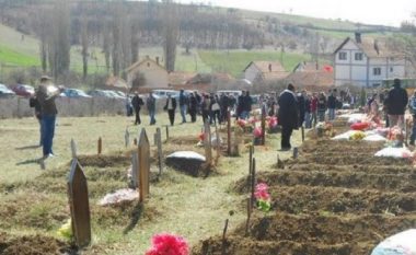 23 vjet nga masakra në Izbicë
