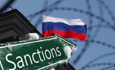 Britania e Madhe vendos 65 sanksione të reja ndaj oligarkëve rusë – përfshihen 6 banka dhe mbesa e Sergei Lavrovit