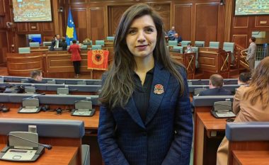 ​Deputetja Tinka Kurti: Muzeu i Kosovës të krijojë hapësira që njohin kontributin e grave në luftë dhe gjatë rezistencës