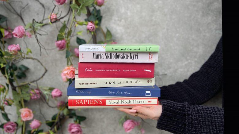 Libraria Dukagjini ndan librat më të bukur që mund të dhuroni për 7-8 Mars