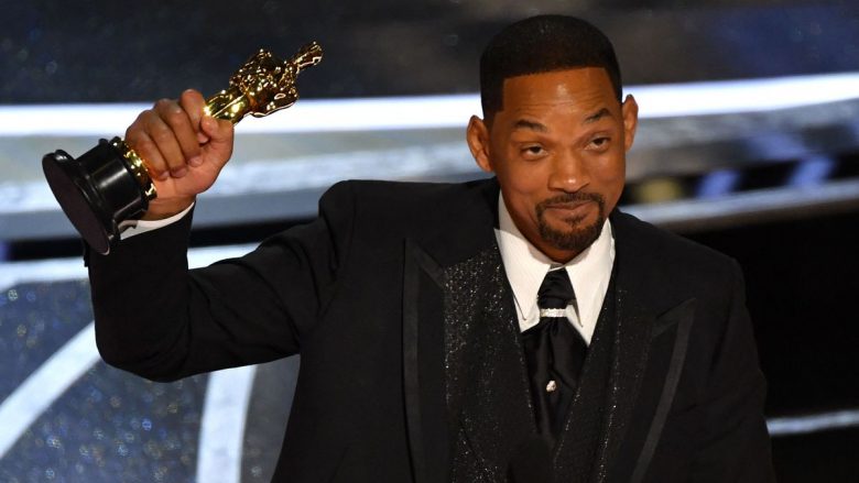 Pas 30 vitesh karrierë, Will Smith më në fund arrin të fitojë çmimin “Oscar” për aktorin më të mirë