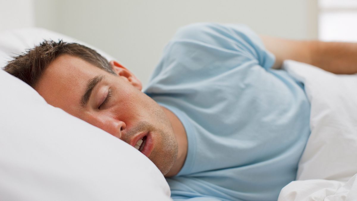 Sleep expert shares an easy method to help you fall asleep in just five