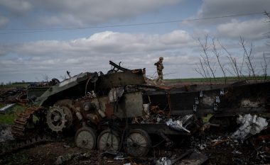 Forcat ruse rrëmbejnë një zyrtar lokal në Kherson