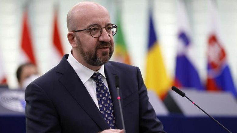 Charles Michel: BE-ja duhet të mendojë për ofertën e dhënies së azilit për dezertorët rusë