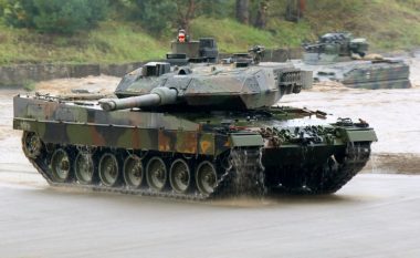 Kompania gjermane Rheinmetall planifikon dërgimin e 50 tankeve Leopard në Ukrainë