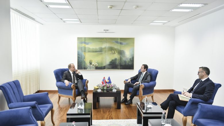 Kurti takohet me ambasadorin norvegjez, diskutuan për energjinë dhe sigurinë