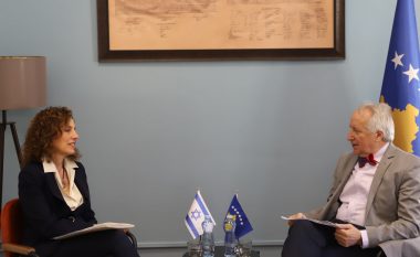 Latifi dhe ambasadorja e Izraelit në Kosovë bisedojnë për bashkëpunimin në shëndetësi