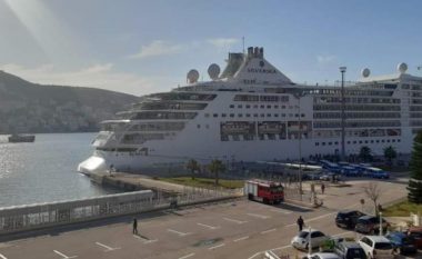 Anija turistike me kapacitet 596 pasagjerë mbërrin në Sarandë, Rama: Dallëndyshja e parë e sezonit turistik