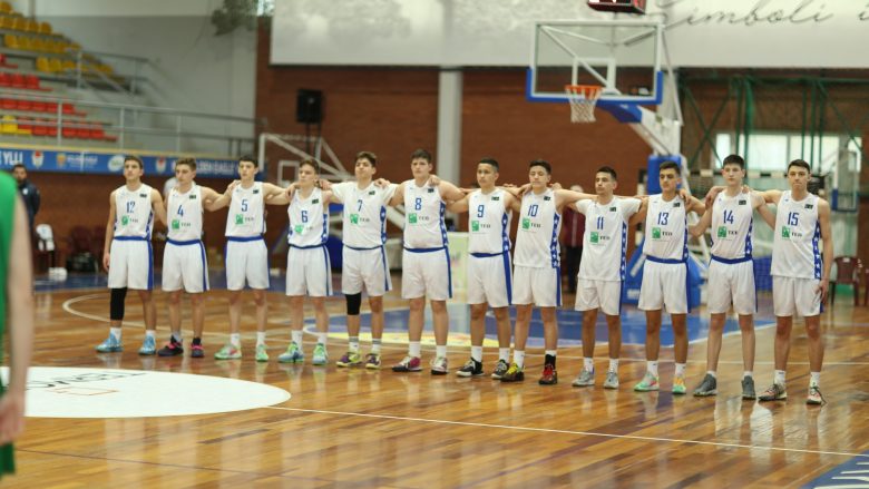 Basketbollistët e Kosovës munden nga Bullgaria në turneun e FIBA-s