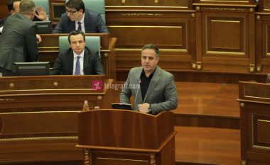 LDK kërkon shkarkimin e ministres Nagavci, Selmanaj pyet Kurtin: A mendon ende se kush e shkel Kushtetutën është super kriminel?