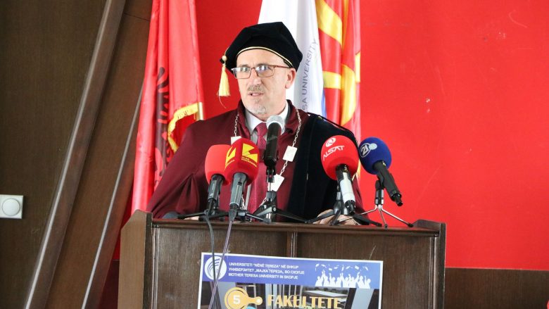 Izet Zeqiri mori detyrën rektor i UNT-së