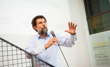 Gjykata turke dënon me burgim të përjetshëm aktivistin Osman Kavala