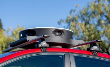 Toyota i bashkohet Tesla-s në zhvillimin e teknologjisë së vetëdrejtimit me kamera me kosto të ulët