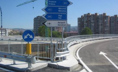Prej nesër javë testuese, rruga njëkahore bëhet dykahore tek rrethrrotullimi në hyrje të Prishtinës
