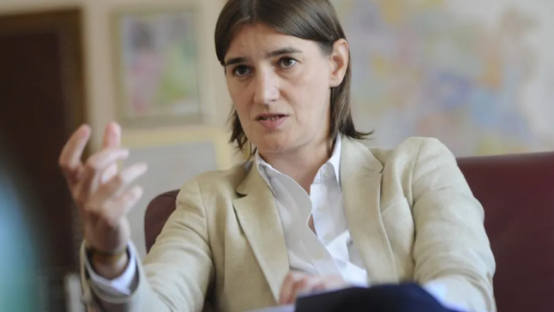 Ana Brnabiqit i dhemb përparimi i Kosovës, sulmon raportin e Freedom House për Serbinë