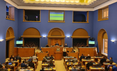 Parlamenti estonez miraton një rezolutë: Krimet ruse në Ukrainë i cilëson si gjenocid