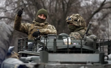 “Batica ka filluar të kthehet kundër Putinit”: Trupat ukrainase kanë rimarrë më shumë se 30 vendbanime në rajonin e Kievit