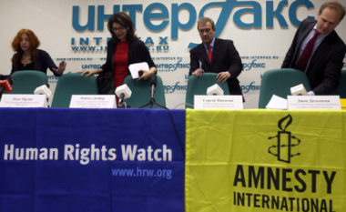 Rusia mbyll zyrat e 15 OJQ-ve të të drejtave të njeriut për “shkelje të ligjit”