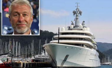 Abramovich largon jahtin 550 milionë eurosh nga një port detar i Turqisë