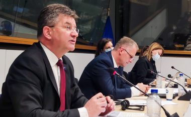 Bislimi me ekip raportojnë në Bruksel për zbatueshmërinë e marrëveshjeve të arritura në dialog