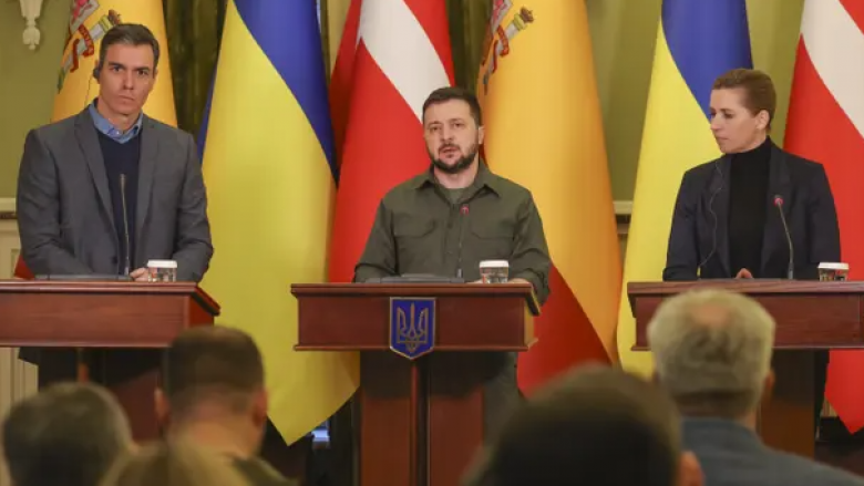 Kryeministri spanjoll në Kiev, Sanchez: Do t’i dërgojmë 200 tonelata municione dhe furnizime ushtarake në Ukrainë