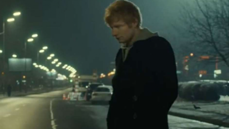 Kënga e re e Ed Sheeran “2step” u xhirua një vit më parë në Kiev të Ukrainës: Nuk kishte asnjë shenjë tmerri që do të vinte