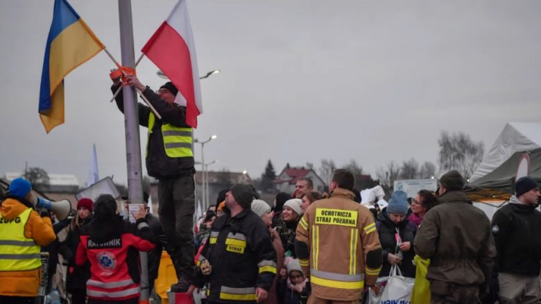 Gati 2.5 milionë ukrainas janë refugjatë në Poloni