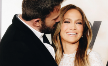 Si pjesë e kushtit para martesës – Jennifer Lopez kërkon nga Ben Affleck që të kryejnë marrëdhënie katër herë në javë