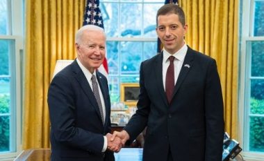 Gjuriq takoi shkurtimisht presidentin Biden në Shtëpinë e Bardhë